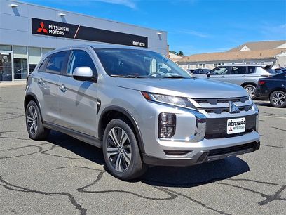 New 2025 Mitsubishi Outlander Sport ES