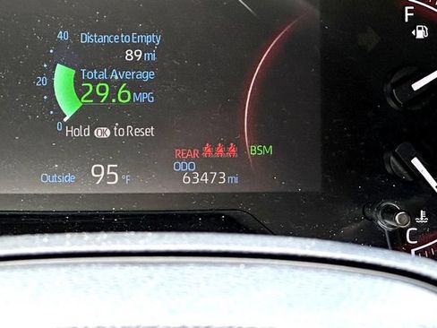 Used 2025 Toyota RAV4 XLE FWD image 24