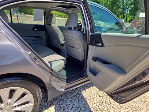 Used 2014 Honda Accord Touring image 24