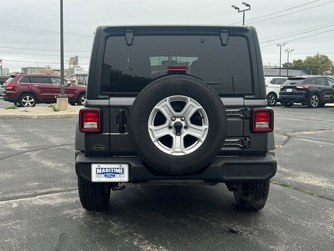Used 2023 Jeep Wrangler Sport S image 6