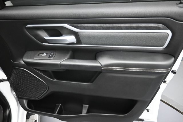 Used 2022 RAM 1500 Big Horn AWD/4WD image 30