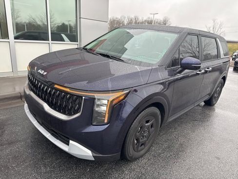 Used 2026 Kia Carnival image 5