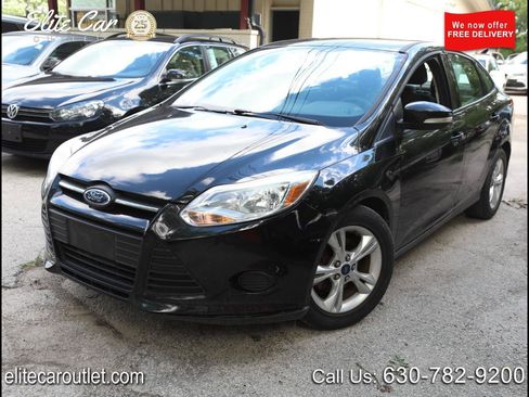 Used 2014 Ford Focus SE FWD image 1