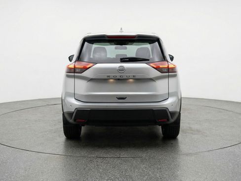 Used 2025 Nissan Rogue SV FWD image 7