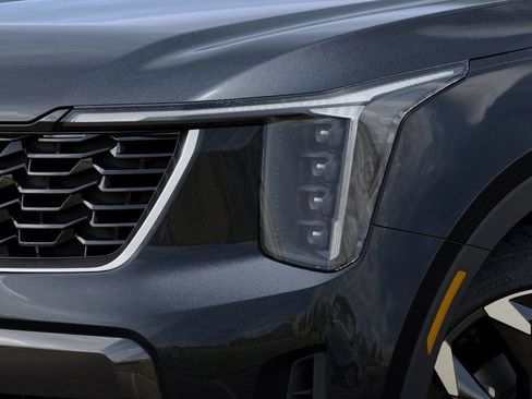 New 2026 Kia Sorento EX FWD image 10