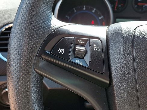 Used 2014 Chevrolet Cruze LT image 22