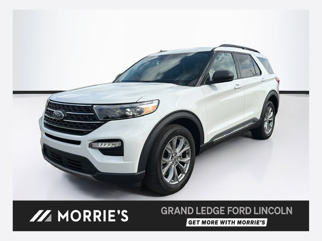 Certified 2024 Ford Explorer XLT w/ Equipment Group 202A AWD/4WD image 1