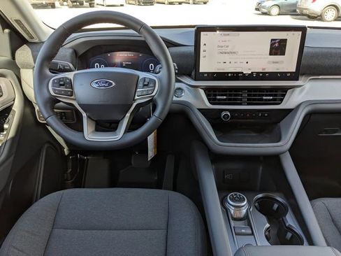 New 2026 Ford Explorer Active image 15