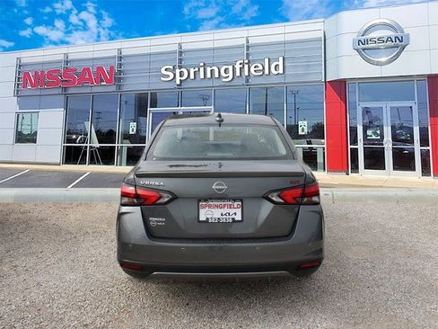 New 2025 Nissan Versa SR w/ Trunk Package image 5