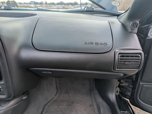 Used 2001 Chevrolet Camaro Z28 w/ SS Performance/Appearance Pkg image 72