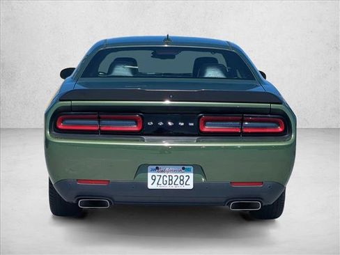Used 2018 Dodge Challenger R/T Plus RWD image 6