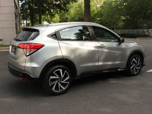 Used 2019 Honda HR-V Sport image 7
