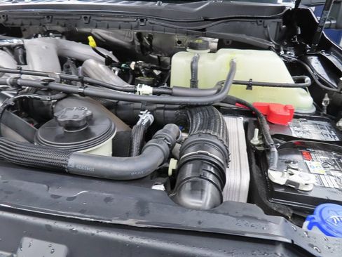 Used 2025 Ford F450 Platinum AWD/4WD image 36
