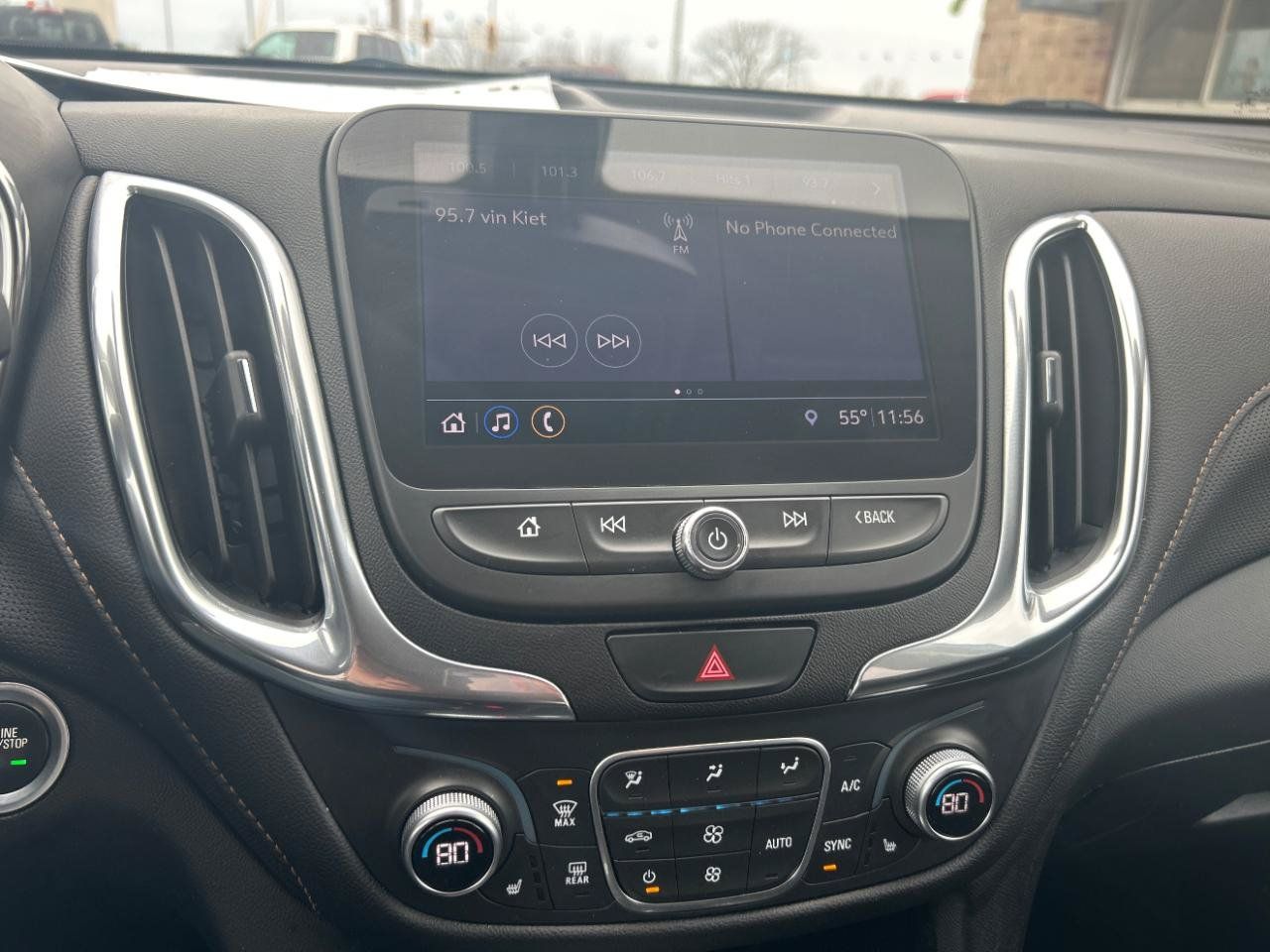 Used 2019 Chevrolet Equinox Premier AWD/4WD image 13