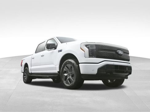 New 2025 Ford F150 Lightning Flash image 30