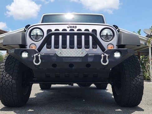 Used 2014 Jeep Wrangler Sport w/ Quick Order Package 24S AWD/4WD image 4