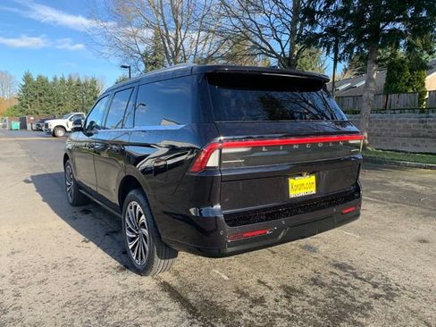 New 2025 Lincoln Navigator Black Label image 3