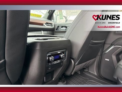 New 2026 GMC Yukon XL Denali w/ Sun & Power Step Package AWD/4WD image 29