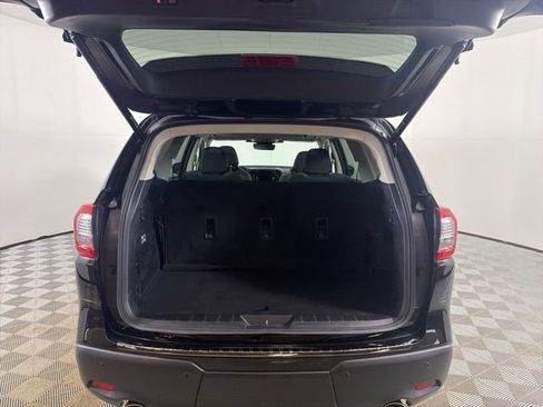 Used 2023 Subaru Ascent Onyx Edition image 5