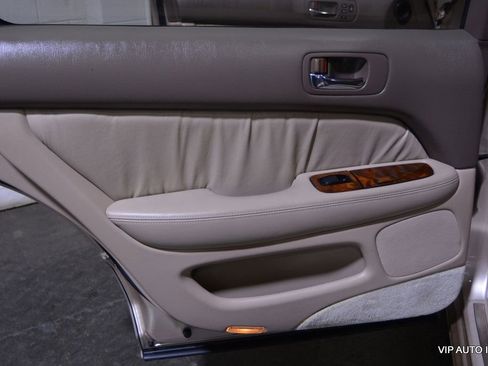 Used 1995 Lexus LS 400 image 13