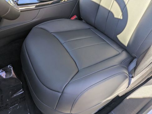 New 2026 Land Rover Range Rover Sport SE image 4