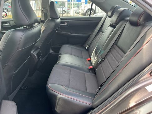 Used 2017 Toyota Camry SE FWD image 30