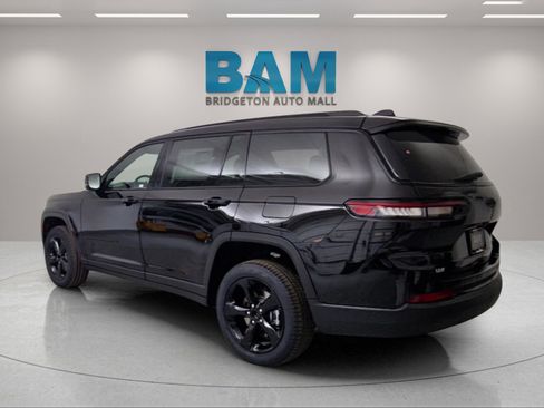 New 2025 Jeep Grand Cherokee L Limited w/ Luxury Tech Group II image 5