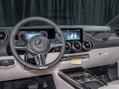 Used 2026 Mercedes-Benz GLA 250 image 18