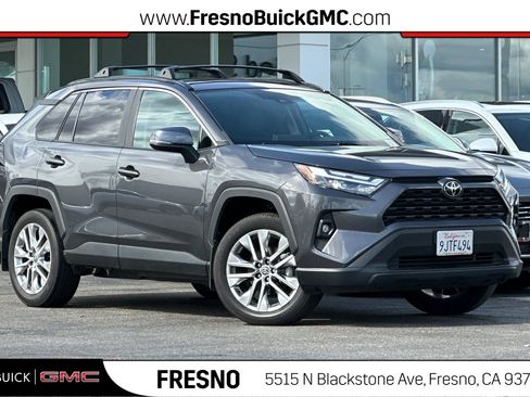 Used 2023 Toyota RAV4 XLE Premium image 1
