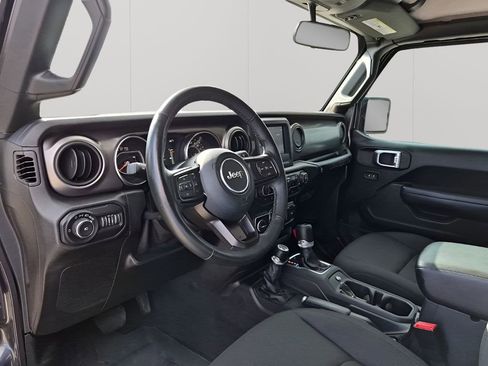 Used 2019 Jeep Wrangler Unlimited Sport S image 28