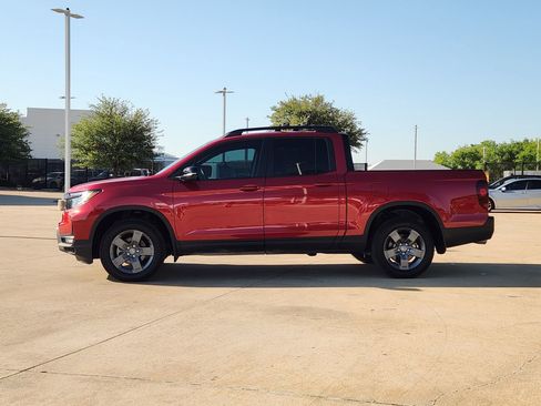 Certified 2025 Honda Ridgeline TrailSport image 4