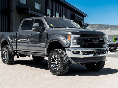 Used 2019 Ford F250 Lariat w/ Lariat Ultimate Package AWD/4WD image 1