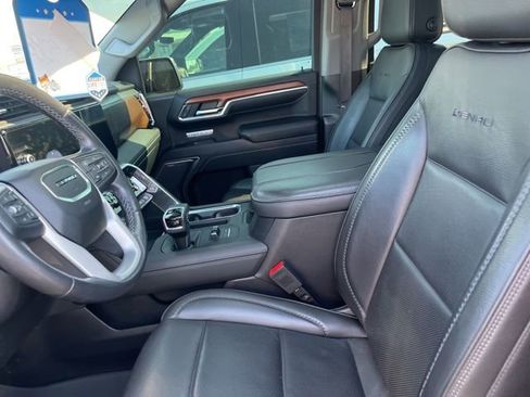 Used 2023 GMC Sierra 1500 Denali w/ Denali Reserve Package image 8