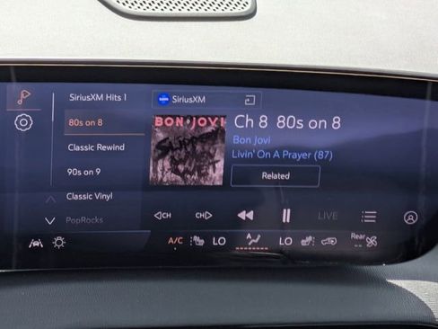 Certified 2025 Buick Enclave Sport Touring image 28