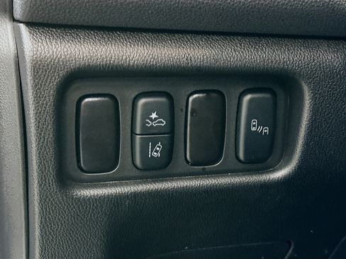 Used 2025 Mitsubishi Outlander Sport SE image 16