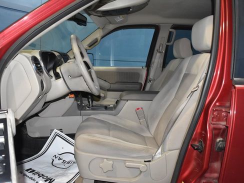 Used 2007 Ford Explorer Sport Trac XLT image 6