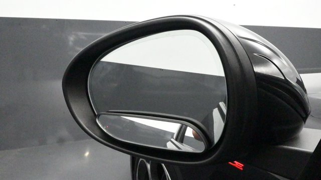 Used 2023 Alfa Romeo Giulia Veloce RWD image 4