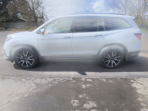 Used 2019 Honda Pilot Elite image 5