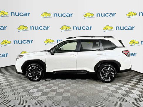Used 2025 Subaru Forester Limited AWD/4WD image 4