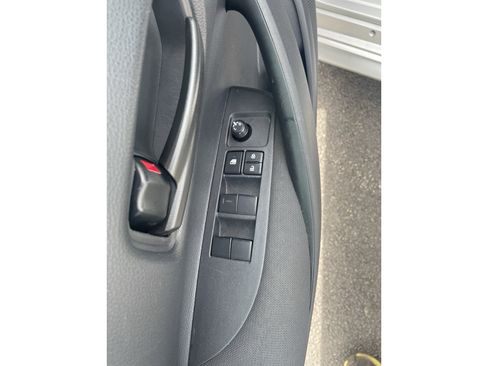 Used 2025 Toyota Corolla LE image 12