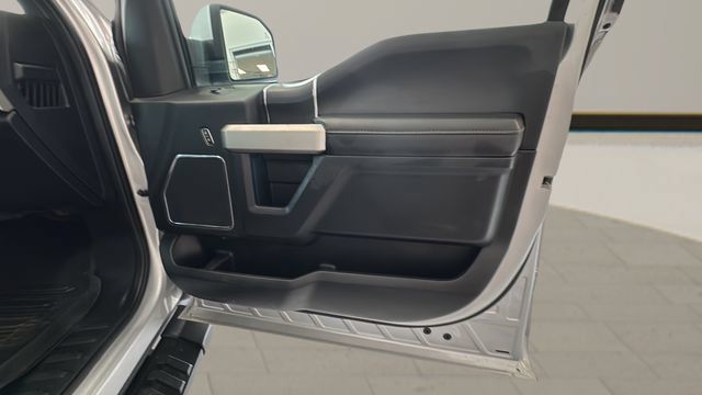 Used 2019 Ford F150 Lariat w/ Equipment Group 502A Luxury AWD/4WD image 19