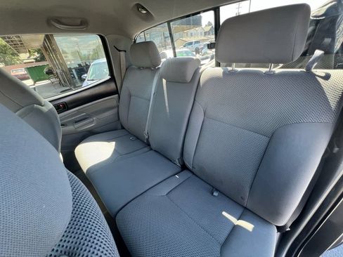 Used 2010 Toyota Tacoma 4x4 Double Cab image 29
