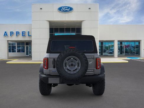 New 2025 Ford Bronco Badlands image 6