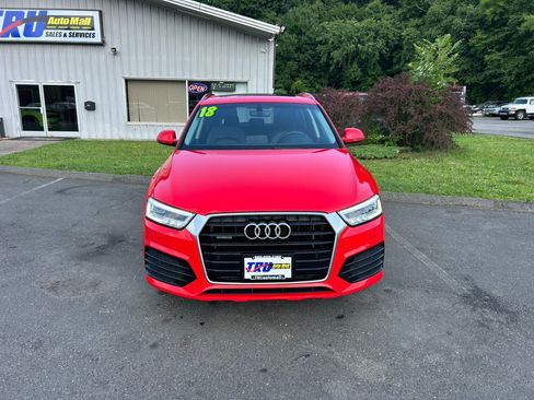 Used 2018 Audi Q3 2.0T Premium Plus w/ Premium Plus Package AWD/4WD image 8