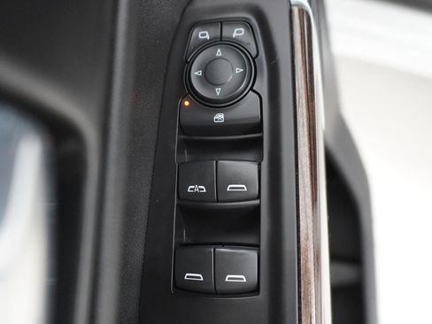 Used 2021 Chevrolet Silverado 1500 LT w/ Texas Edition Plus RWD image 11