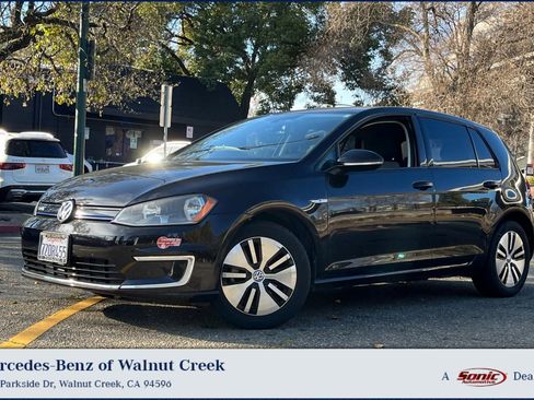 Used 2016 Volkswagen e-Golf SE w/ DC Fast Charging Package image 1