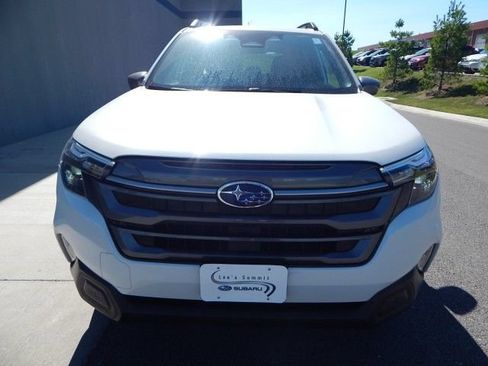 Certified 2025 Subaru Forester Premium w/ Convenience Package #1 AWD/4WD image 10