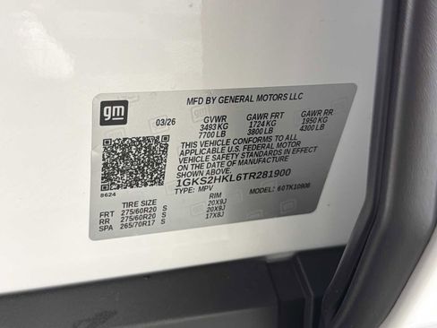 New 2026 GMC Yukon XL AT4 image 38