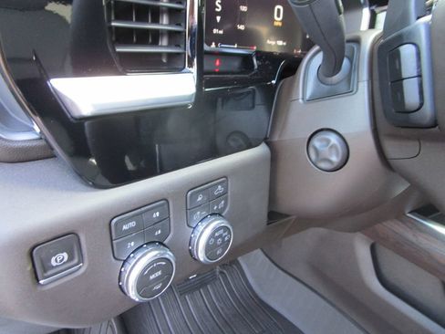 New 2026 GMC Sierra 1500 SLT w/ SLT Premium Plus Package AWD/4WD image 37
