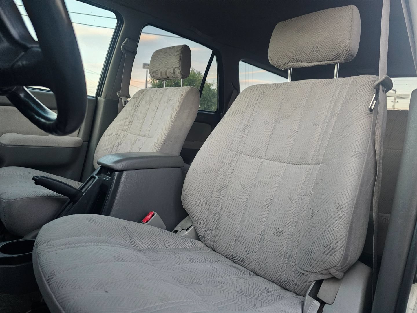 Used 2002 Toyota 4Runner SR5 RWD image 9